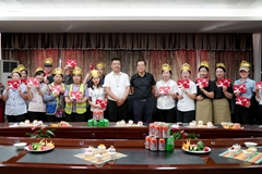 陕西祥云物流有限公司举行第二季度员工生日会