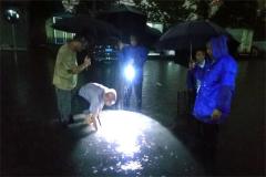 勠力战风雨 同心守安全——陕西祥云物流有限公司开展园区抢险防汛行动