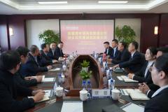 普惠进市场商多维度合作 银企共党建谋高质量发展——建设银行陕西省分行与陕西祥云物流有限公司共同开展党建联建活动